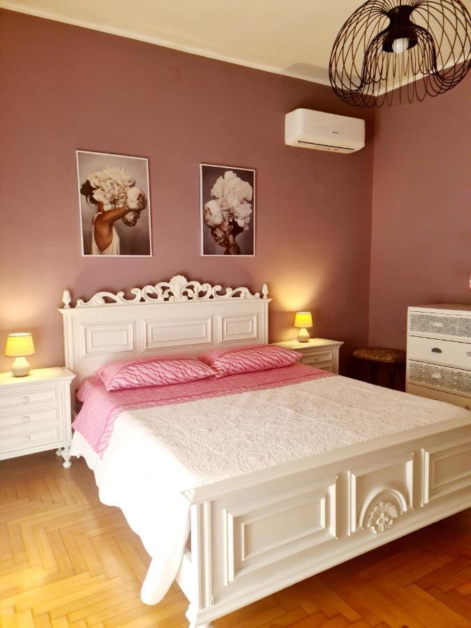 V.home